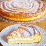 Pastel Esponjoso con Relleno de Nata y Crema Pastelera